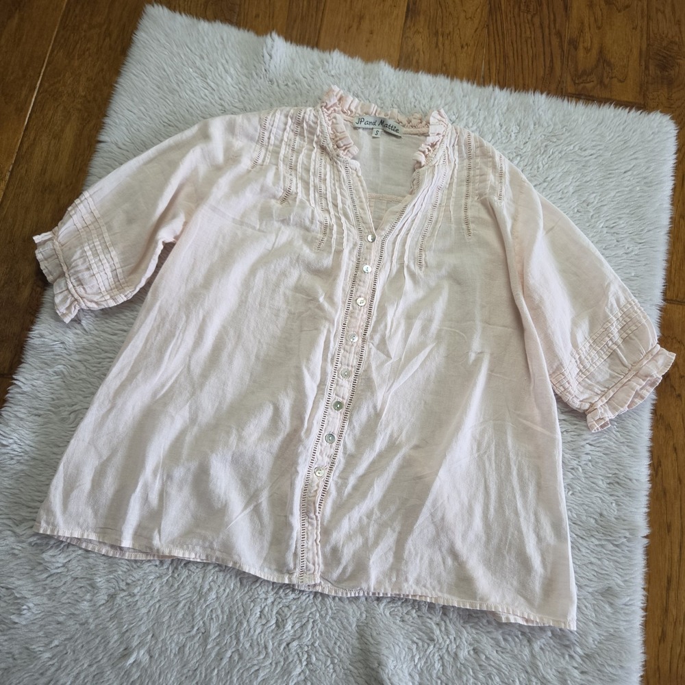 JP and Mattie Button Up Blouse Women's Small Light Pink Cotton Ruffles